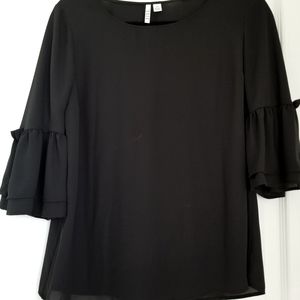 Elle size XS black blouse
